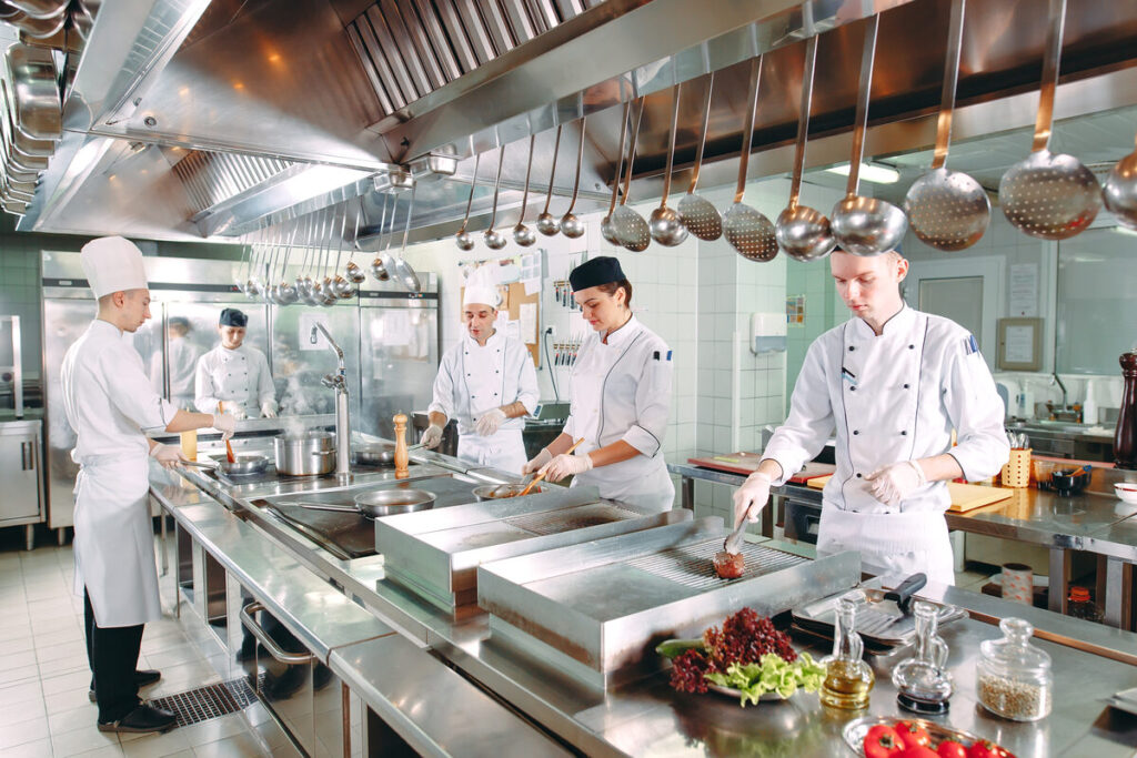 A Foodie’s Guide to Malvern Gardens: The Best Eats in Richmond’s Cozy Culinary Neighborhood